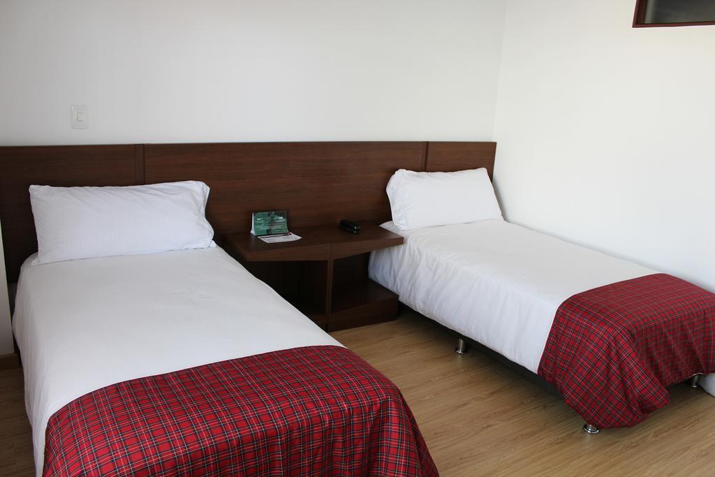 Hotel Cacique Real Zipaquirá Εξωτερικό φωτογραφία
