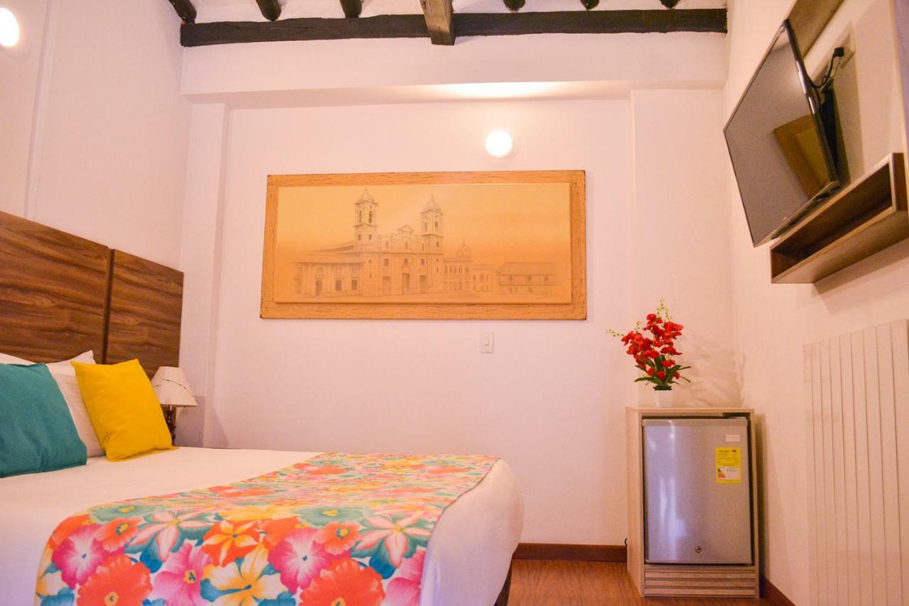 Hotel Cacique Real Zipaquirá Εξωτερικό φωτογραφία